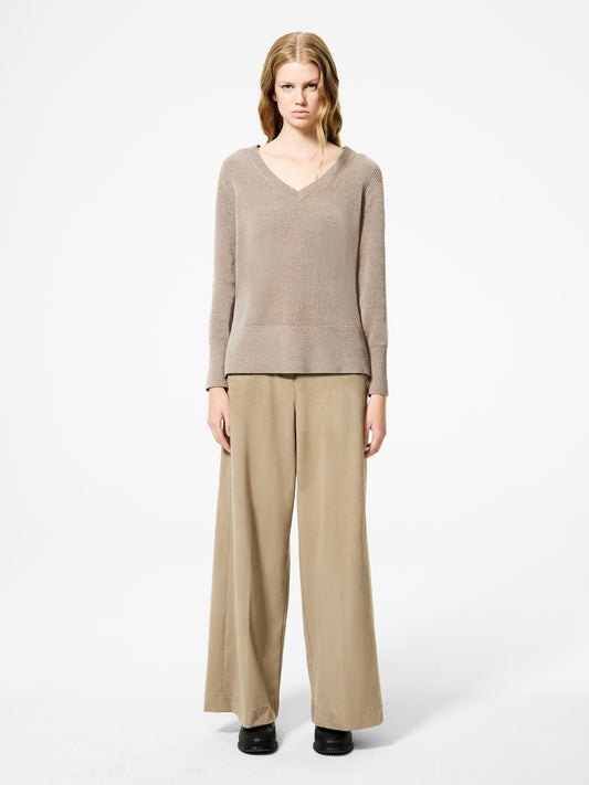 Velvet Vent V-Neck Wom Knit
