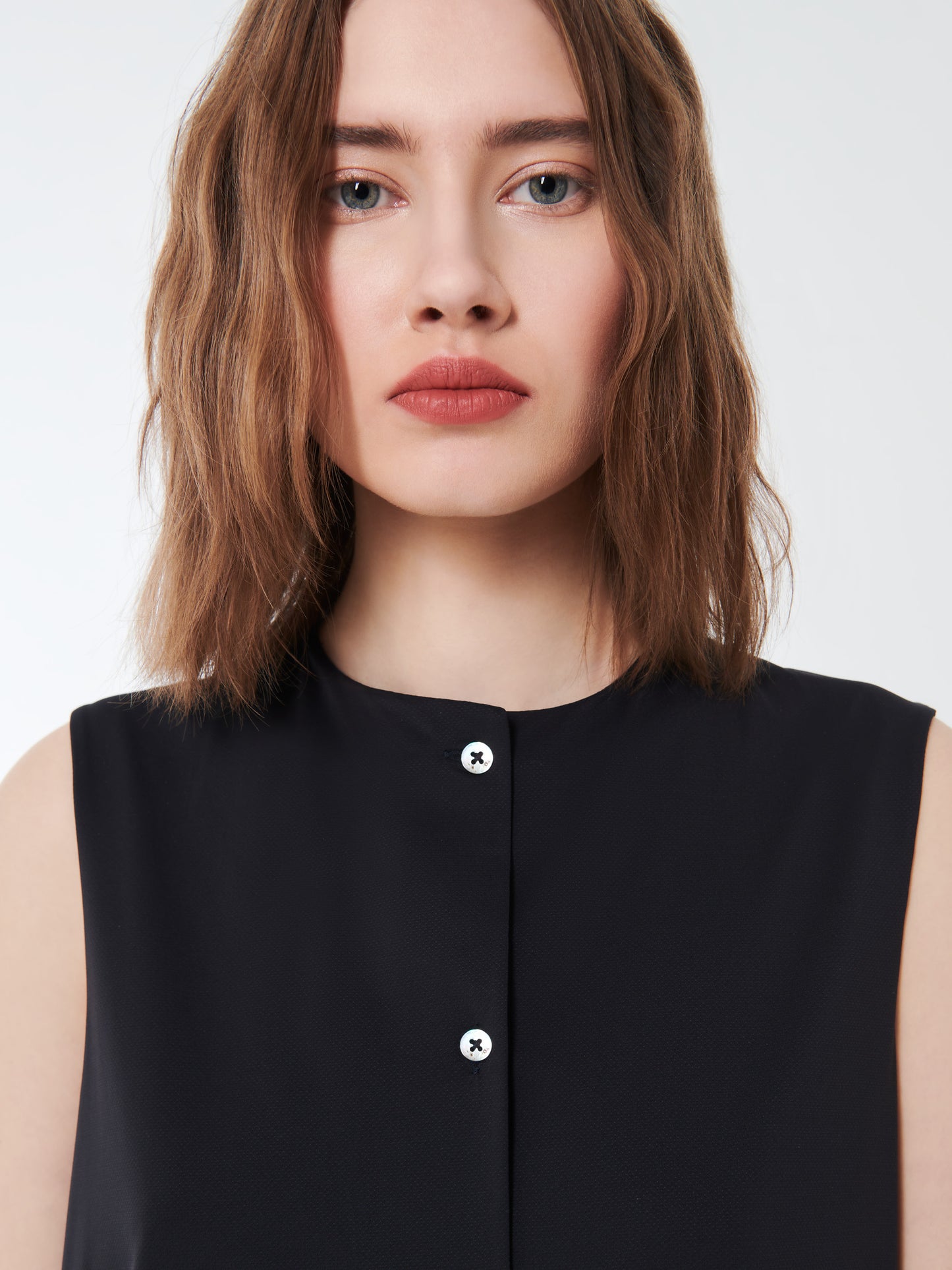 Oxford Sleeveless Wom Shirt