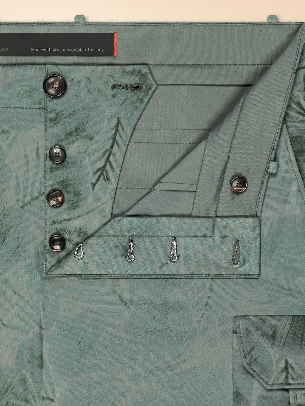 Velvetflex Light Hibiscus Cargo Short Pant - RRD Roberto Ricci Designs - Official Online Store