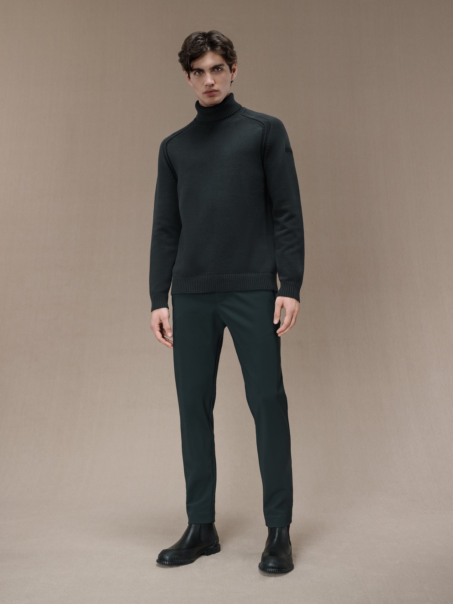 Cotton Plain Turtleneck Knit