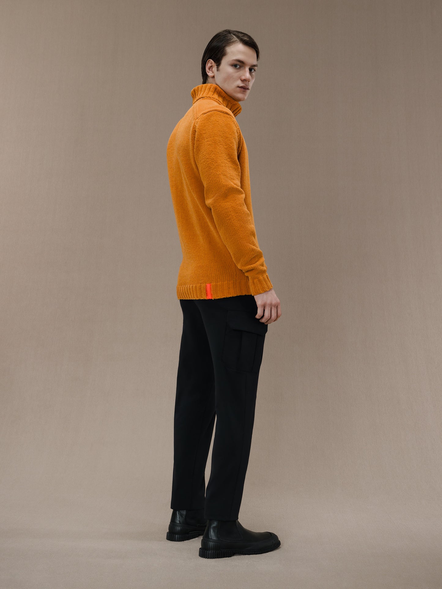 Cinematt  Turtleneck Knit