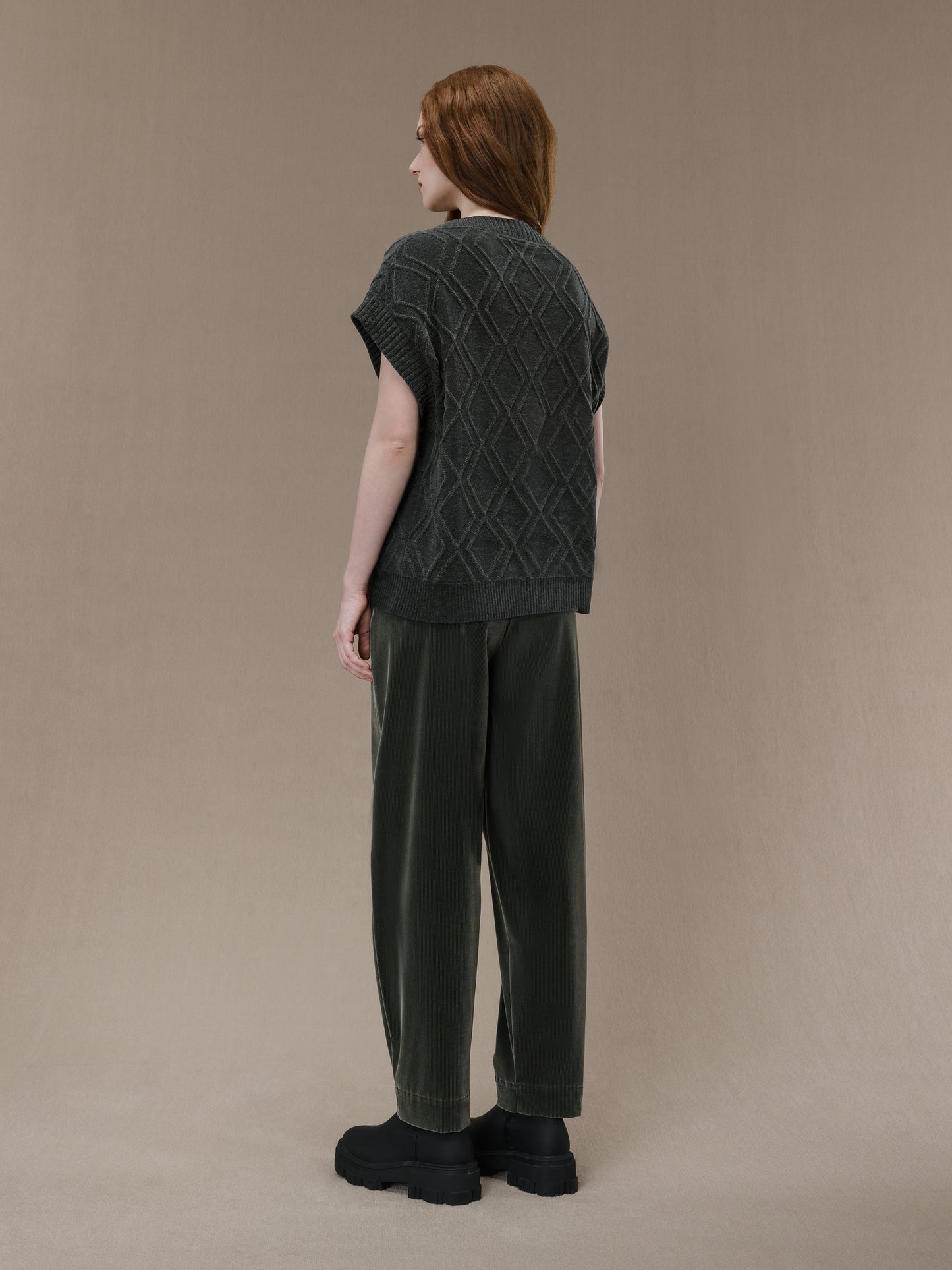 Velvet Fish Sleeveless Wom Knit