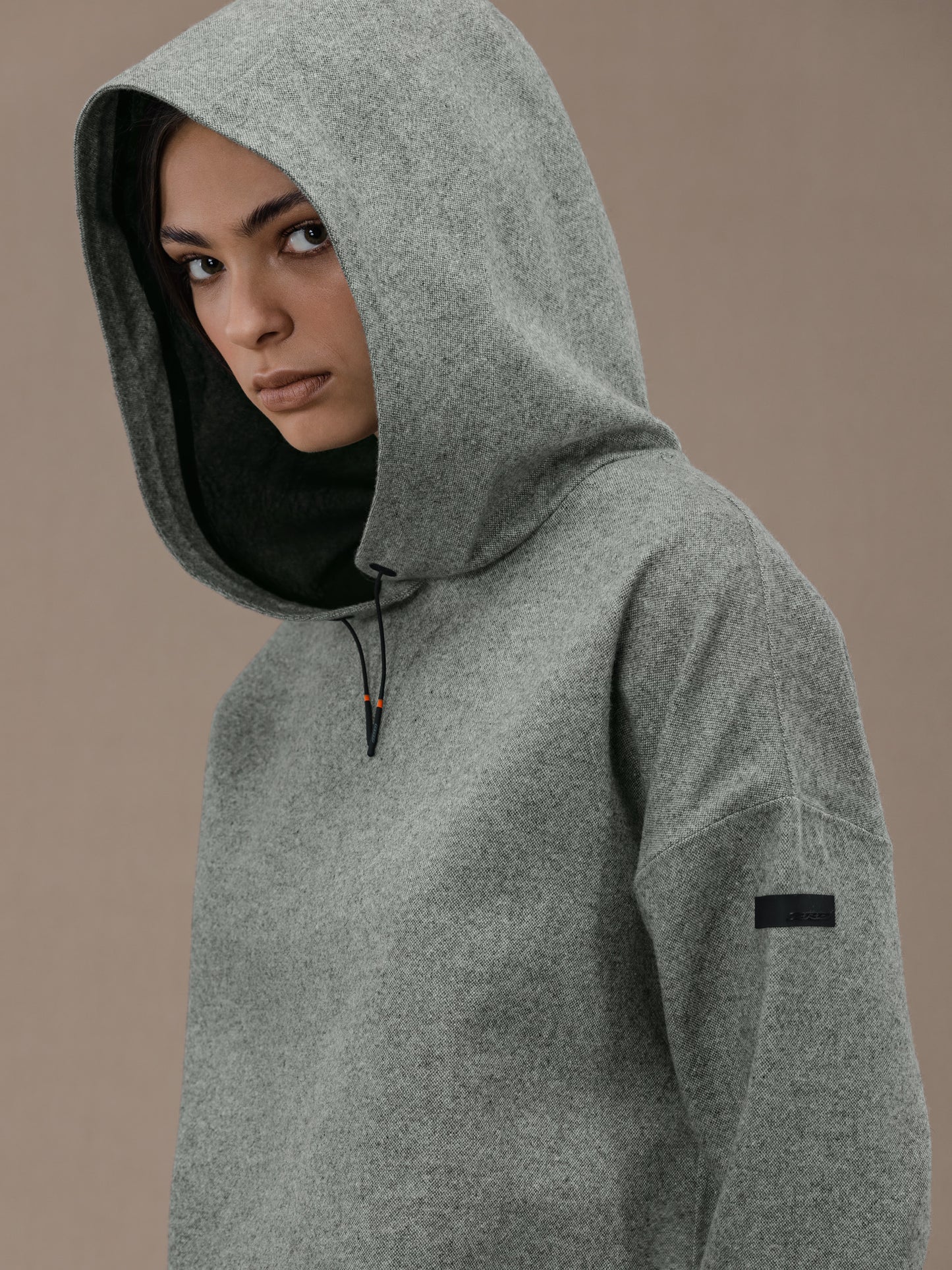 Sesta Hood Wom Fleece