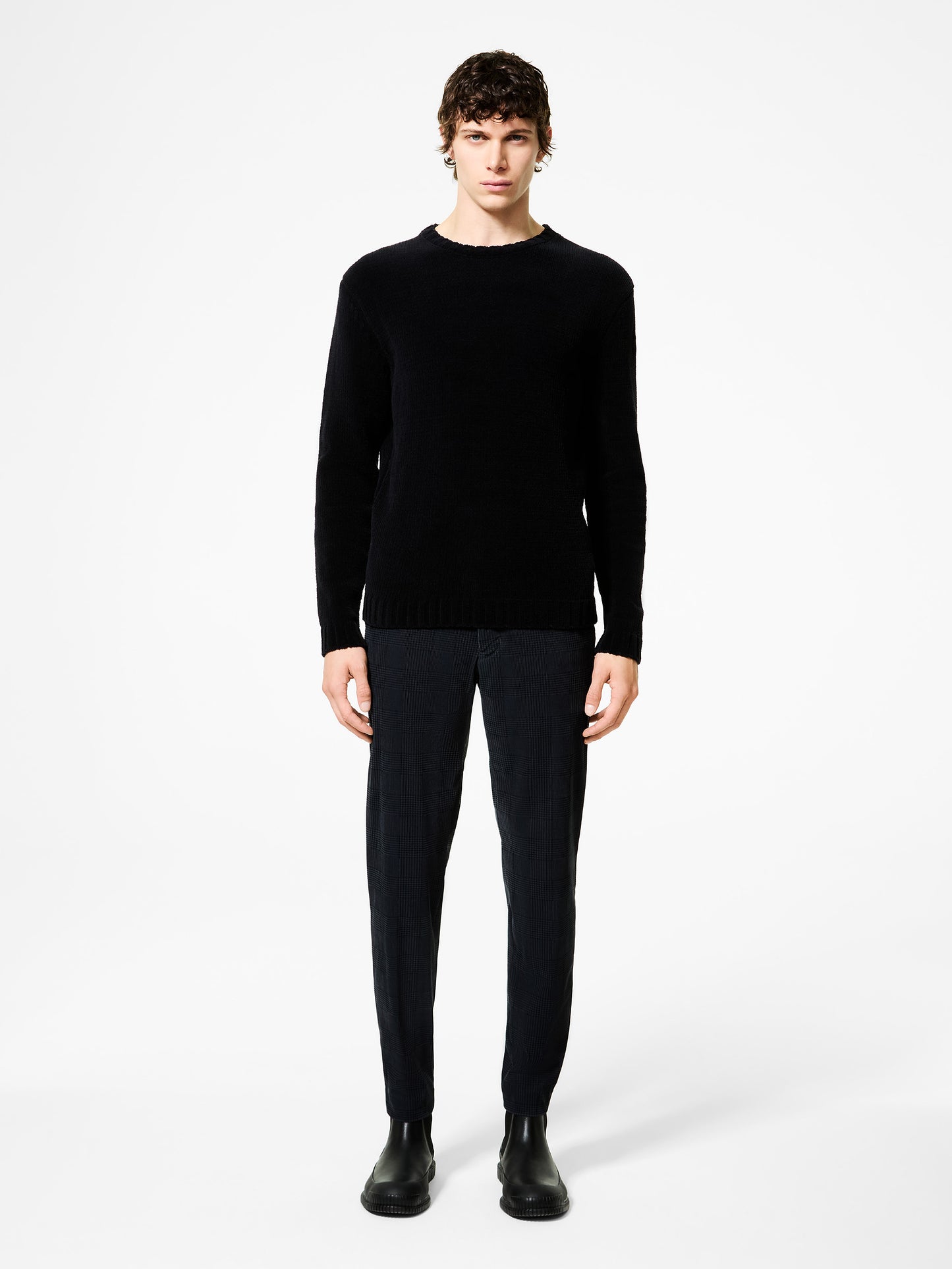 Cinematt  Round Knit