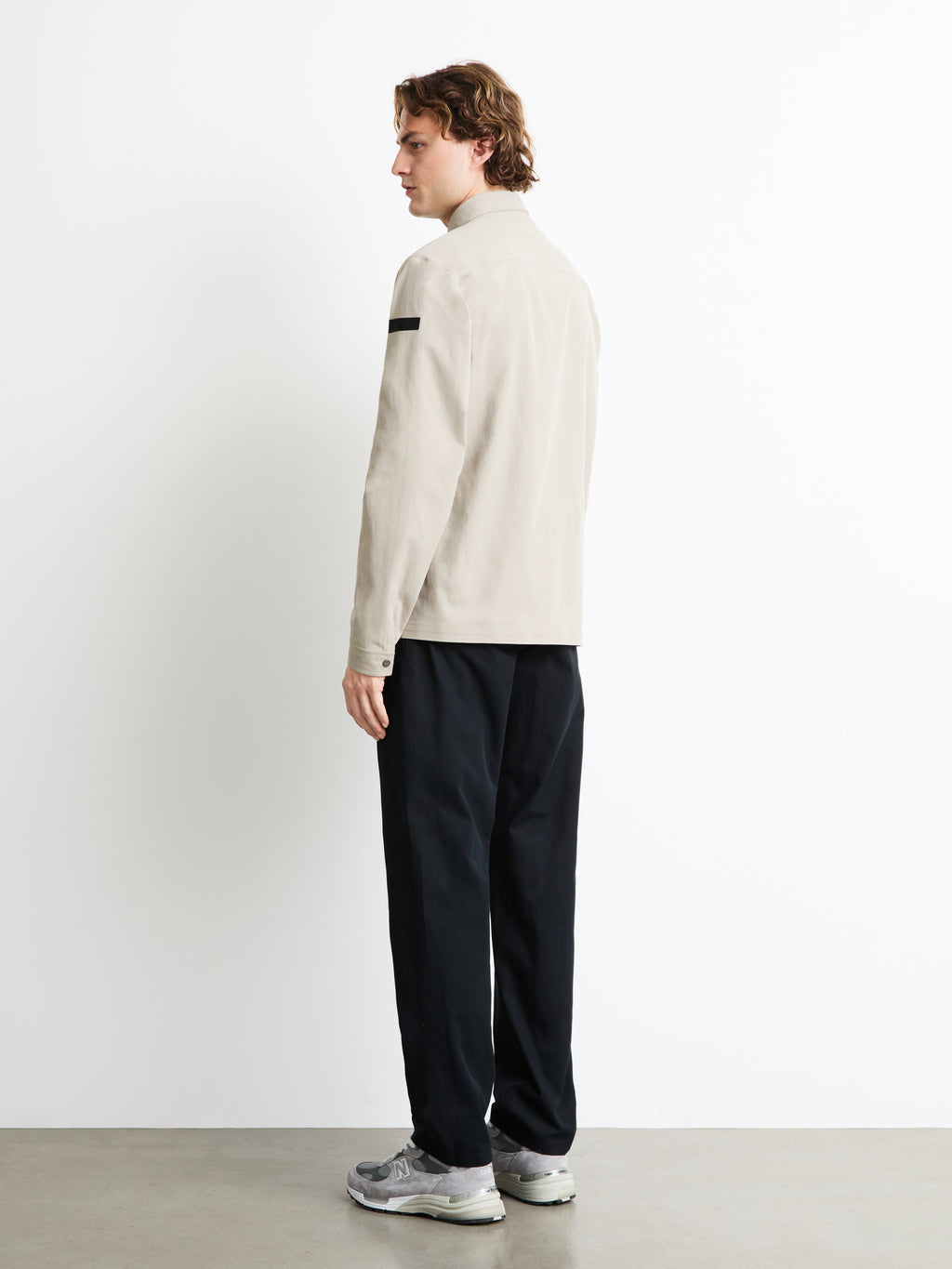 L_Glued Tech Overshirt Soft Jkt