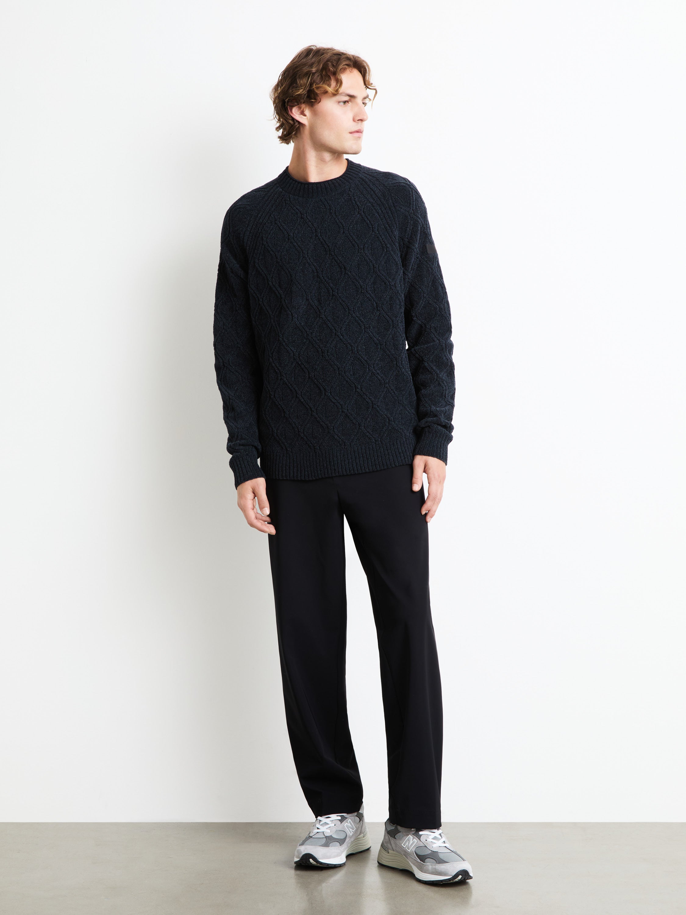 Velvet Rhombus Round Knit