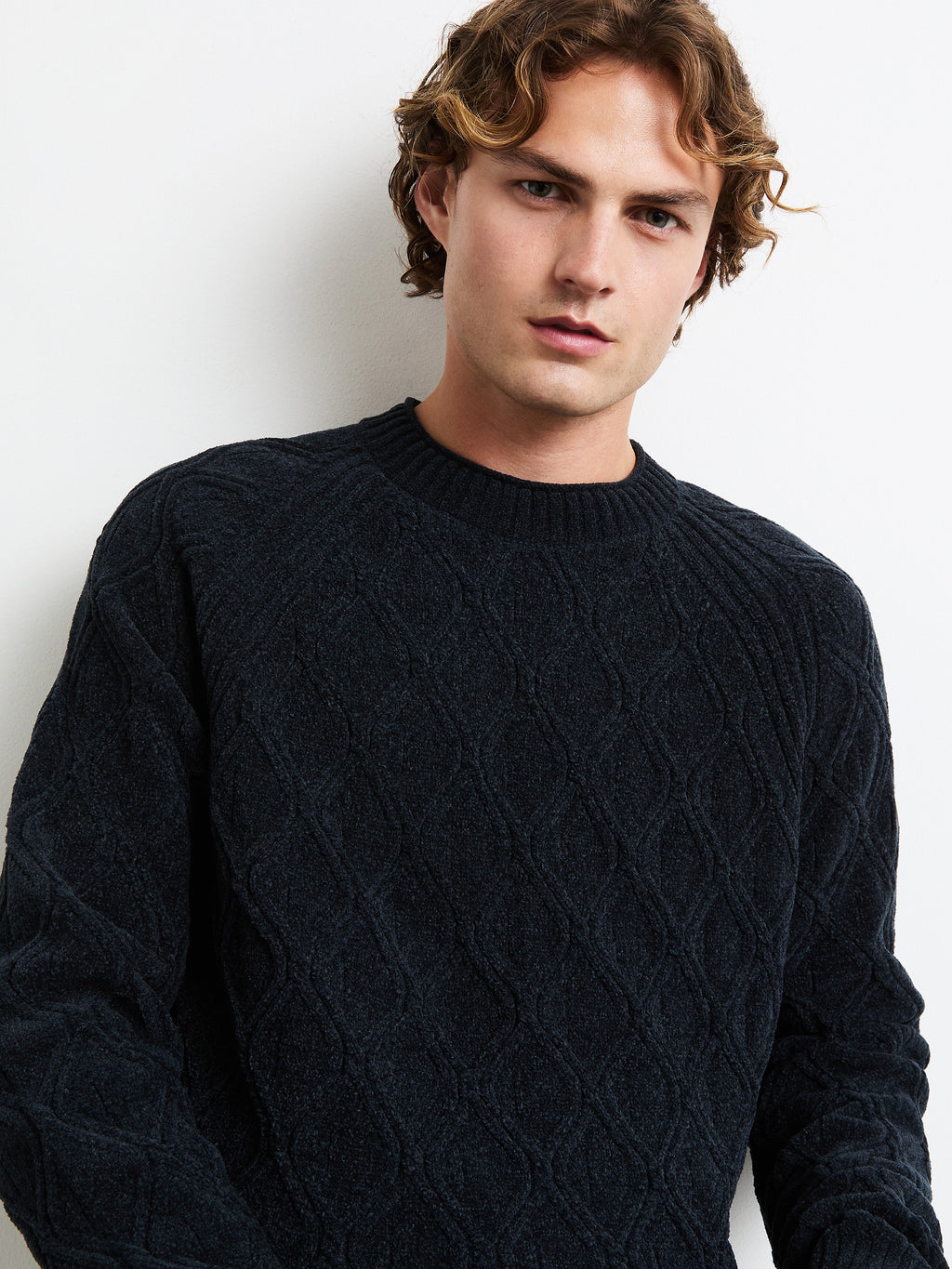Velvet Rhombus Round Knit