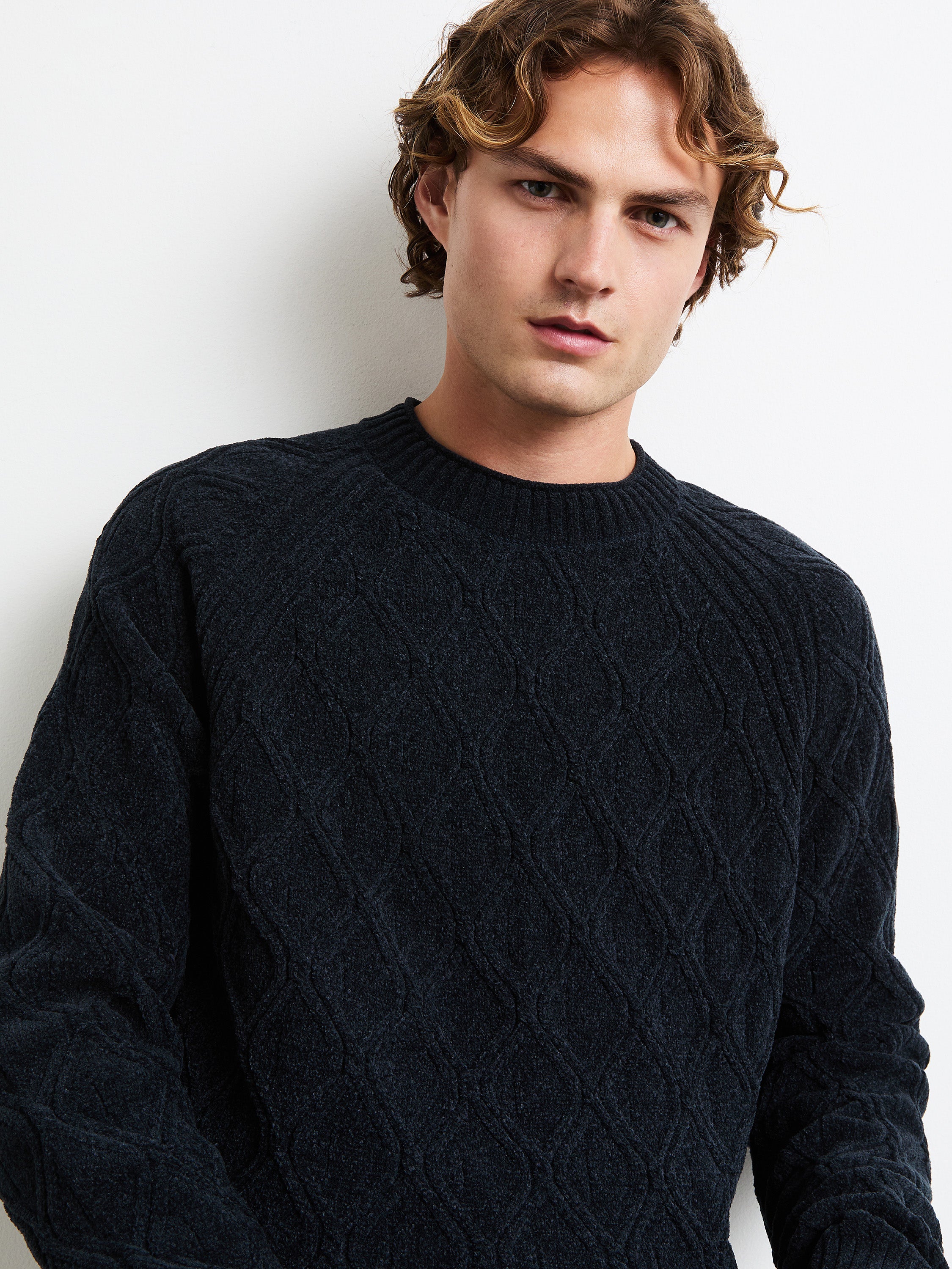 Velvet Rhombus Round Knit