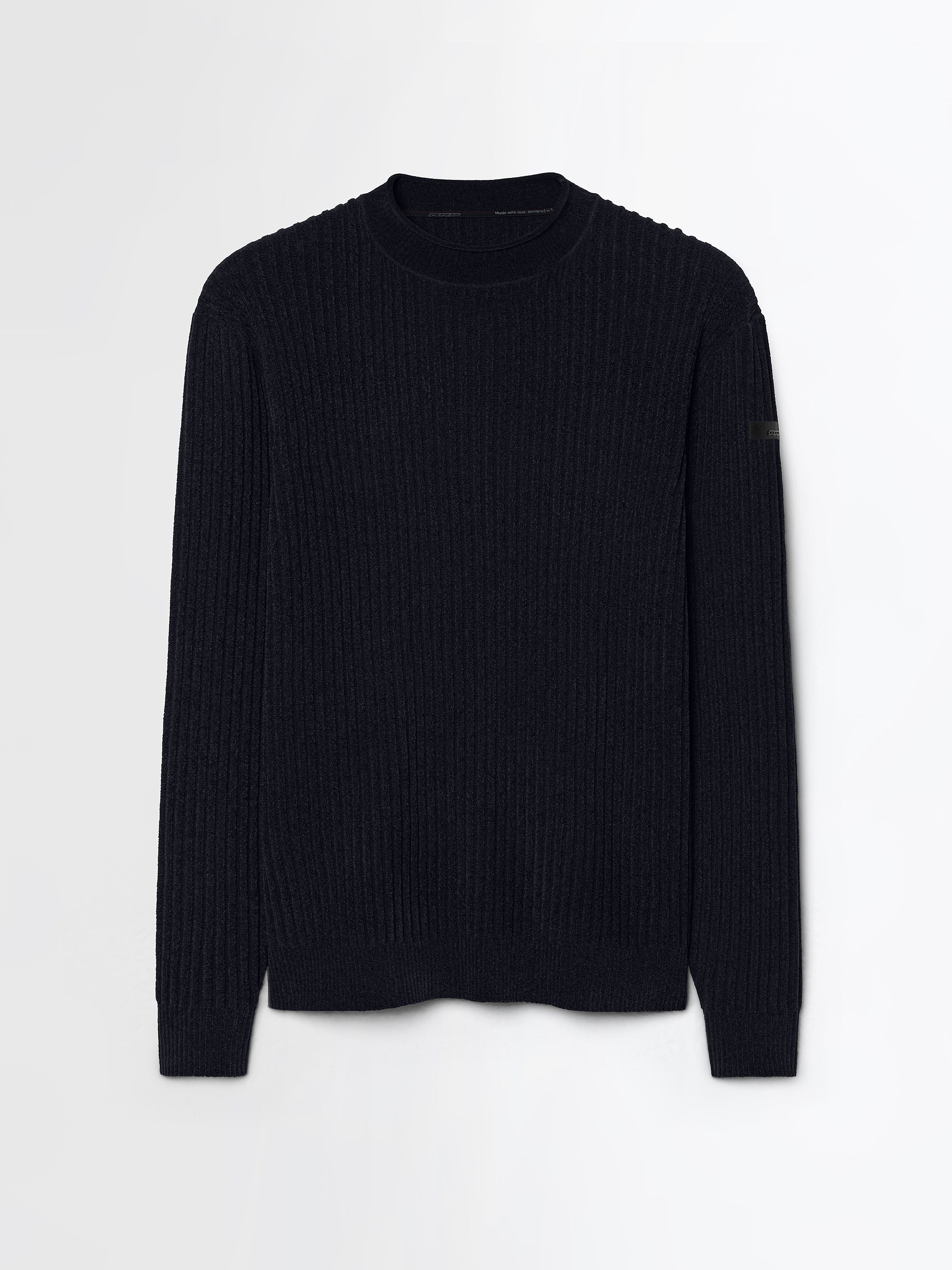 Velvet Rave Round Knit