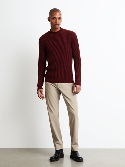 Velvet Rave Round Knit
