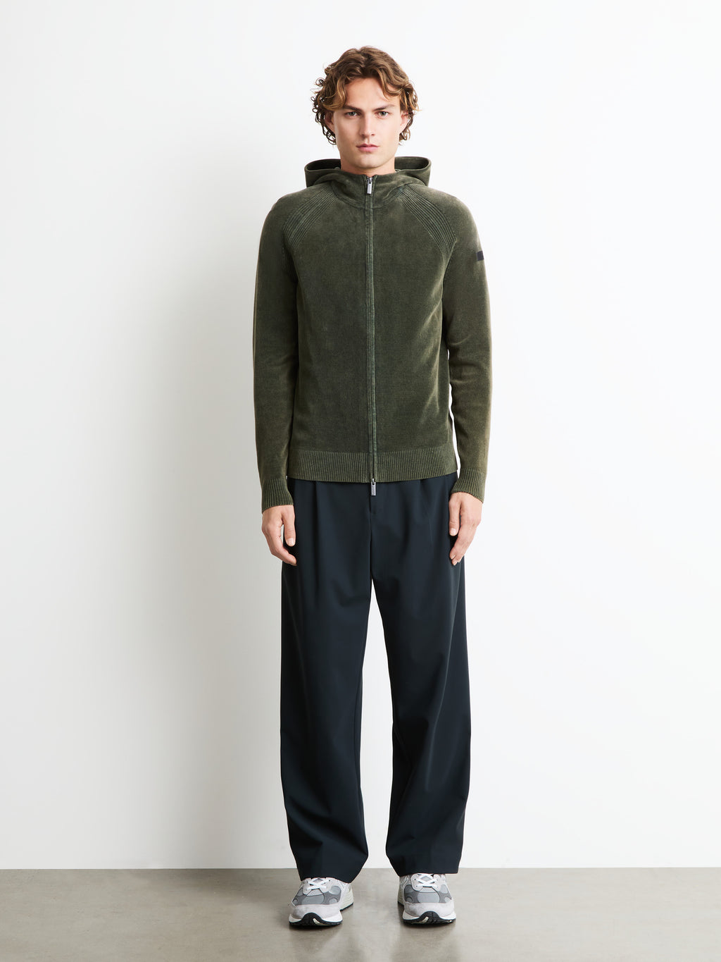 Velvet Techno Wash Hood Zip Knit