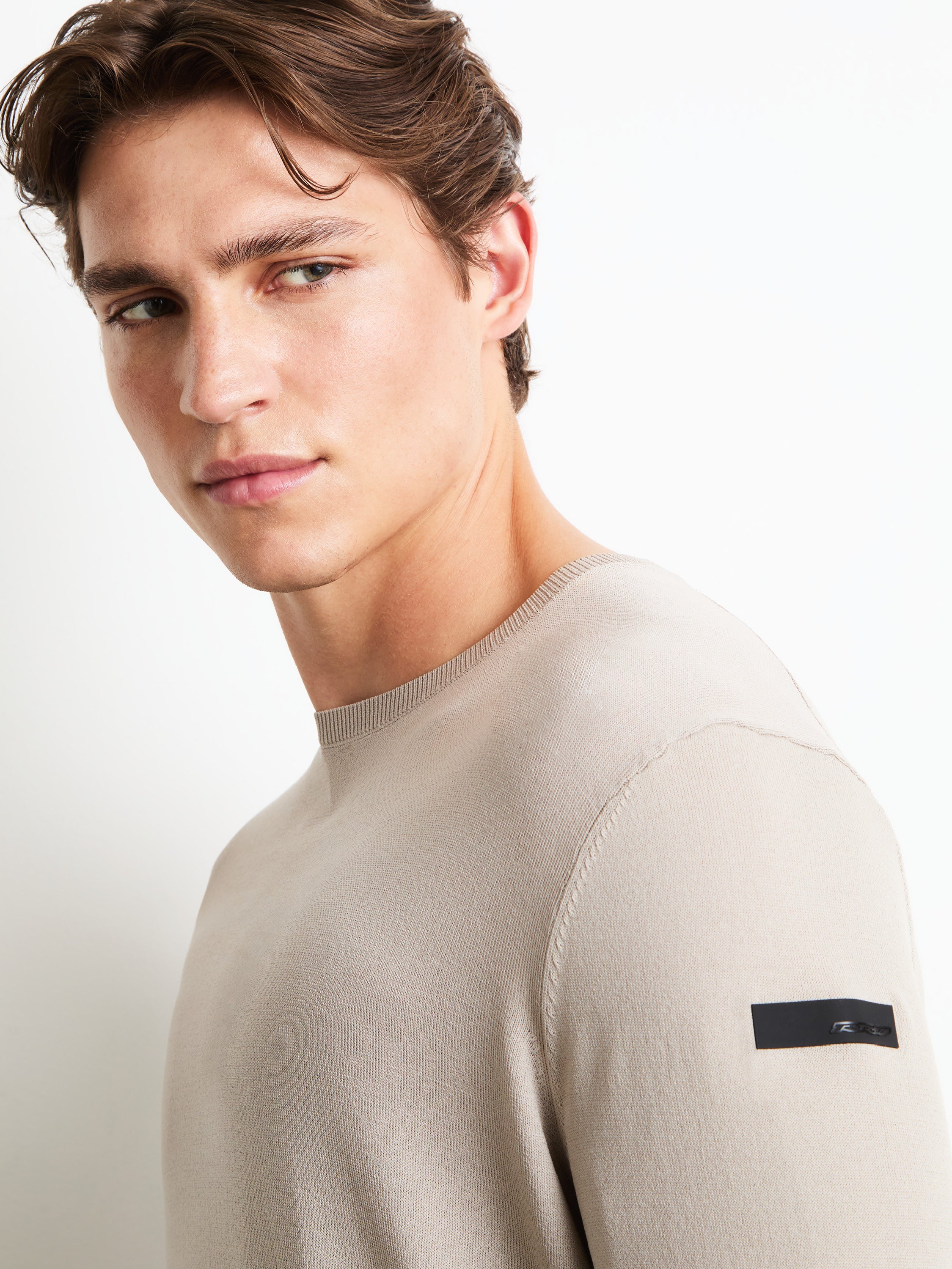 Maxell Round Knit