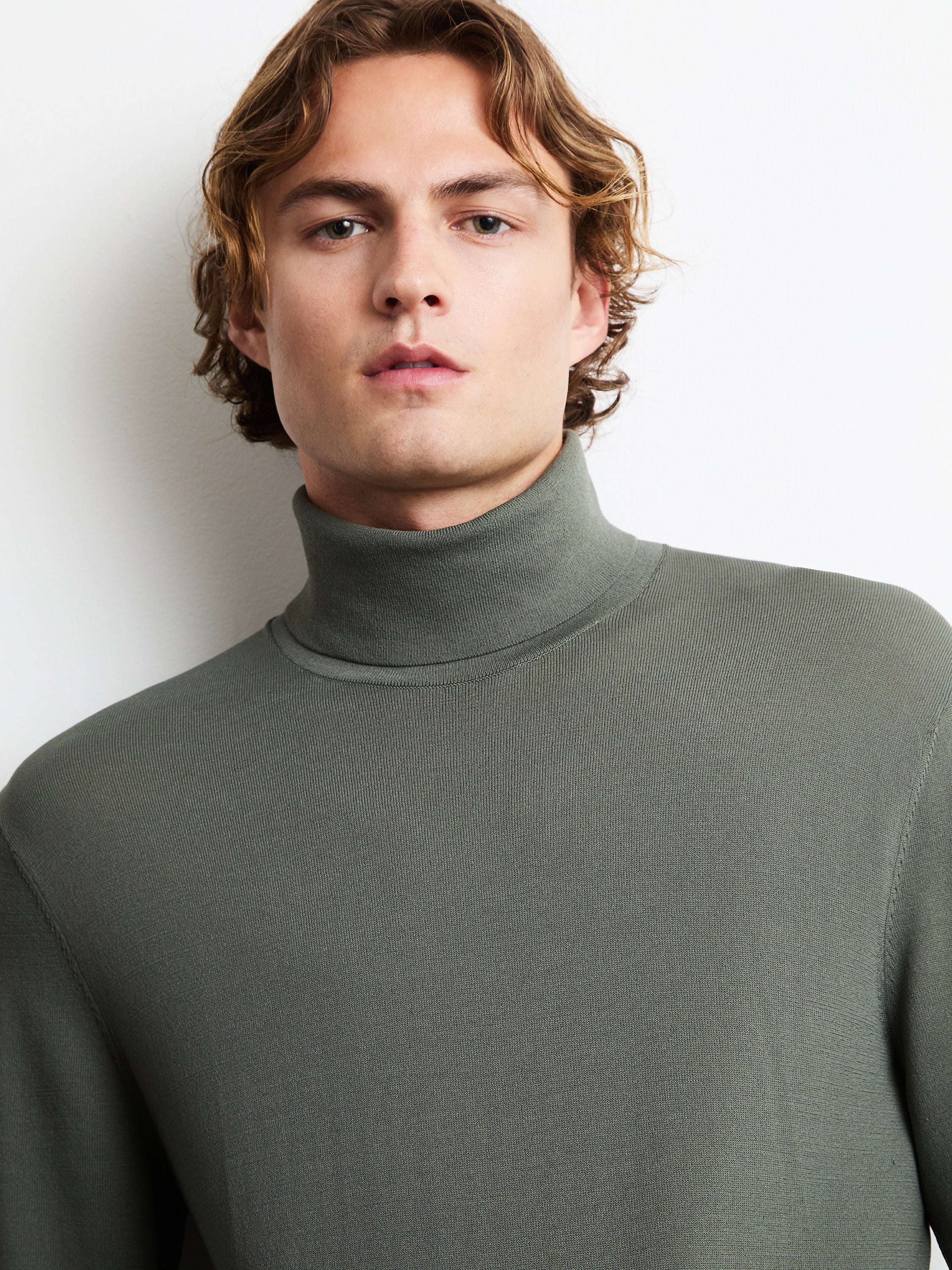 Maxell Turtleneck Knit
