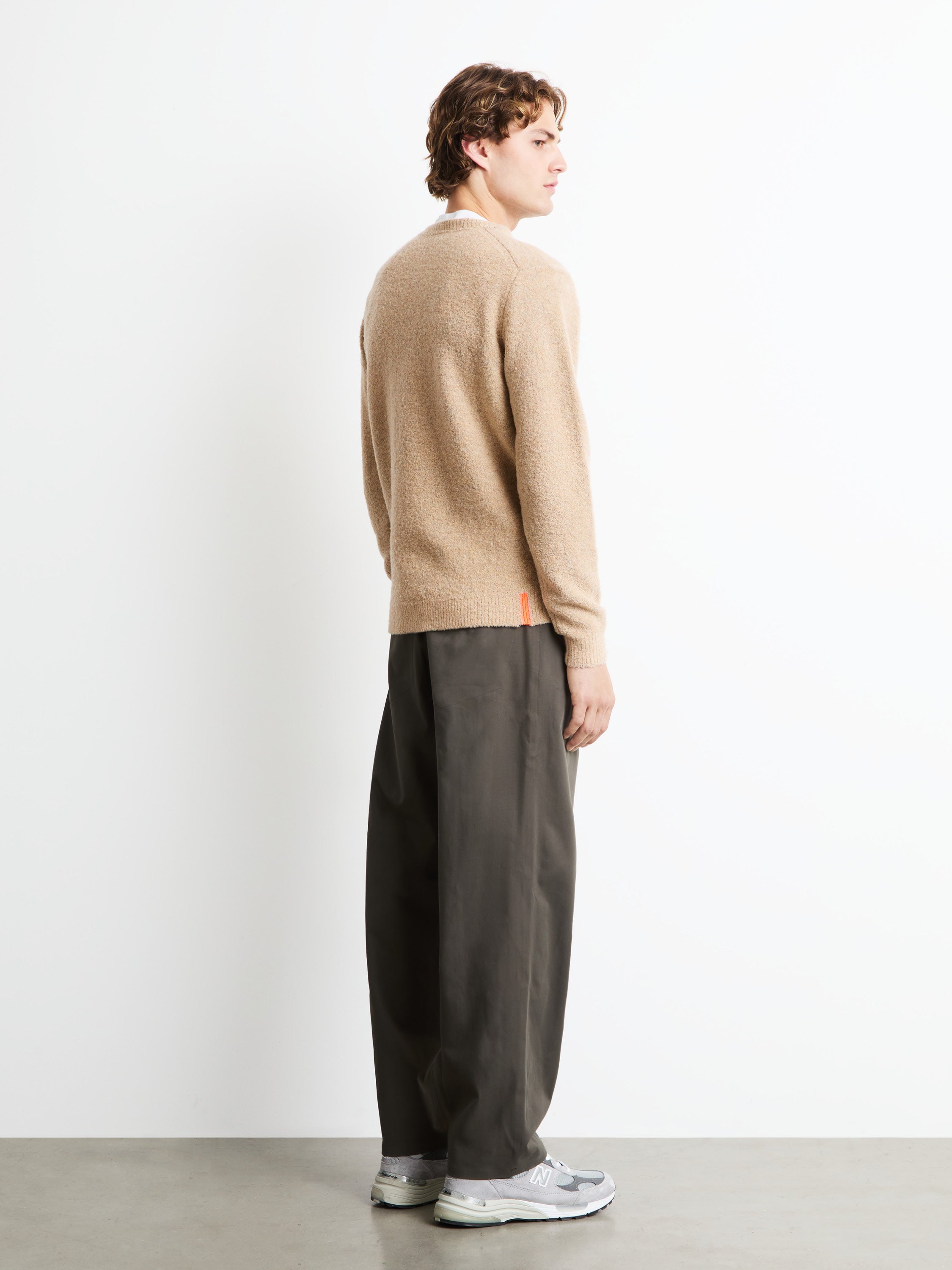 Bouclè Round Knit