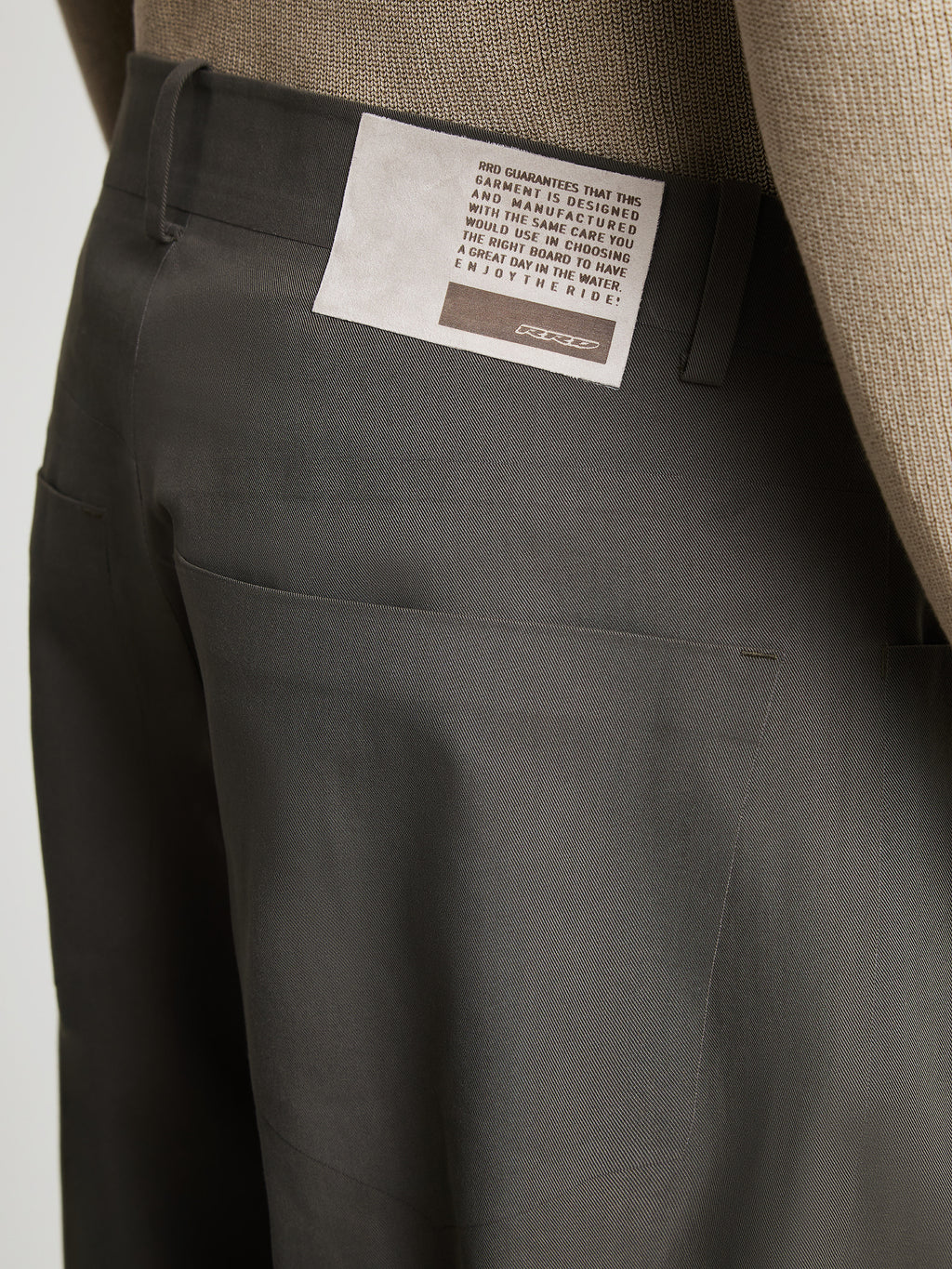 L_Glued Tech 5T 2.2 Pant