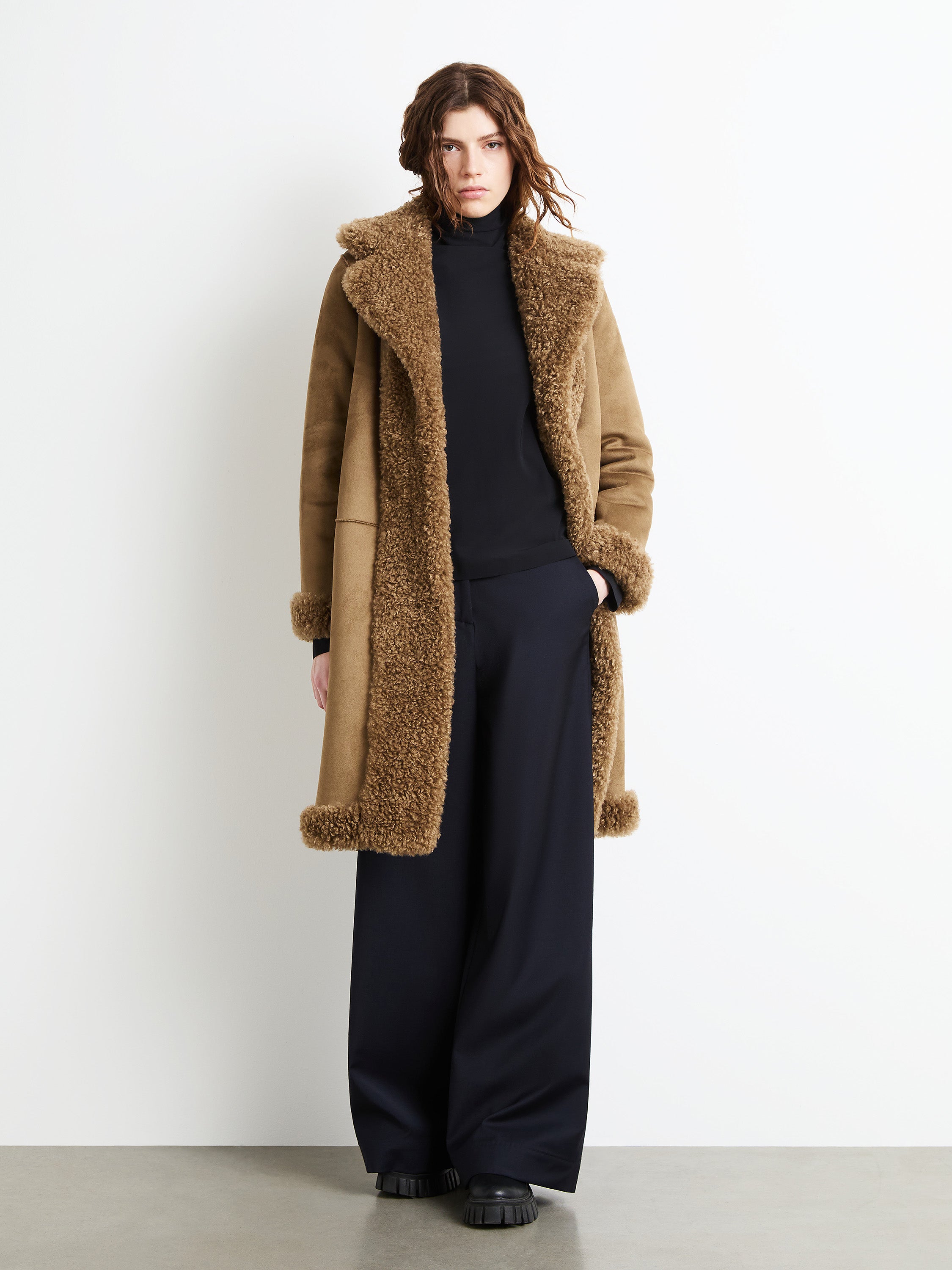 Lamb Coat Wom Jkt