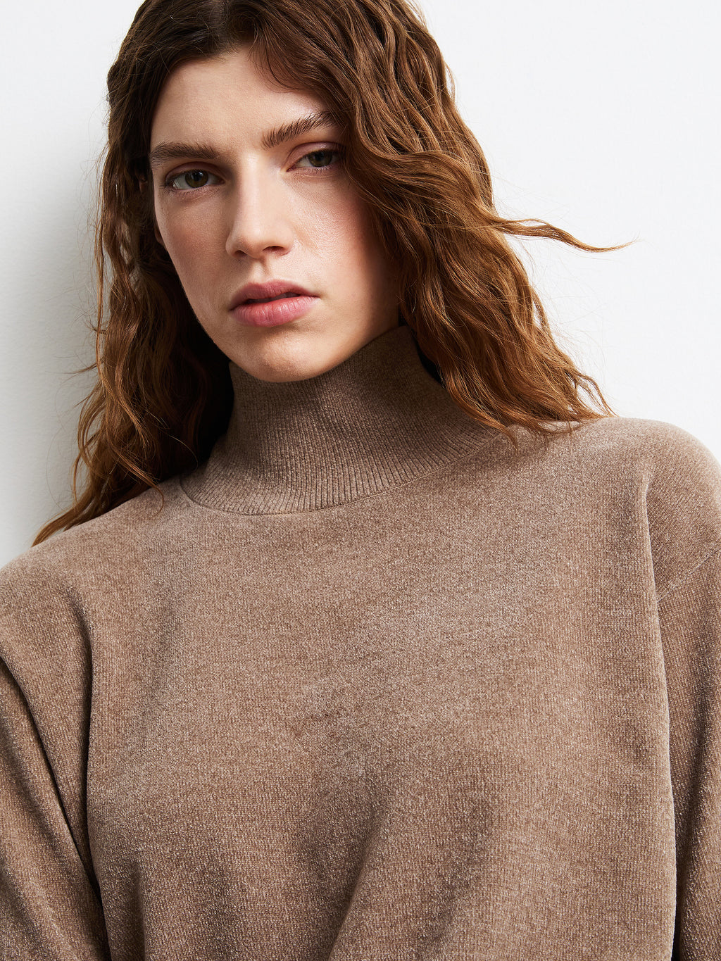 Velvet Vent Turtleneck Wom Knit