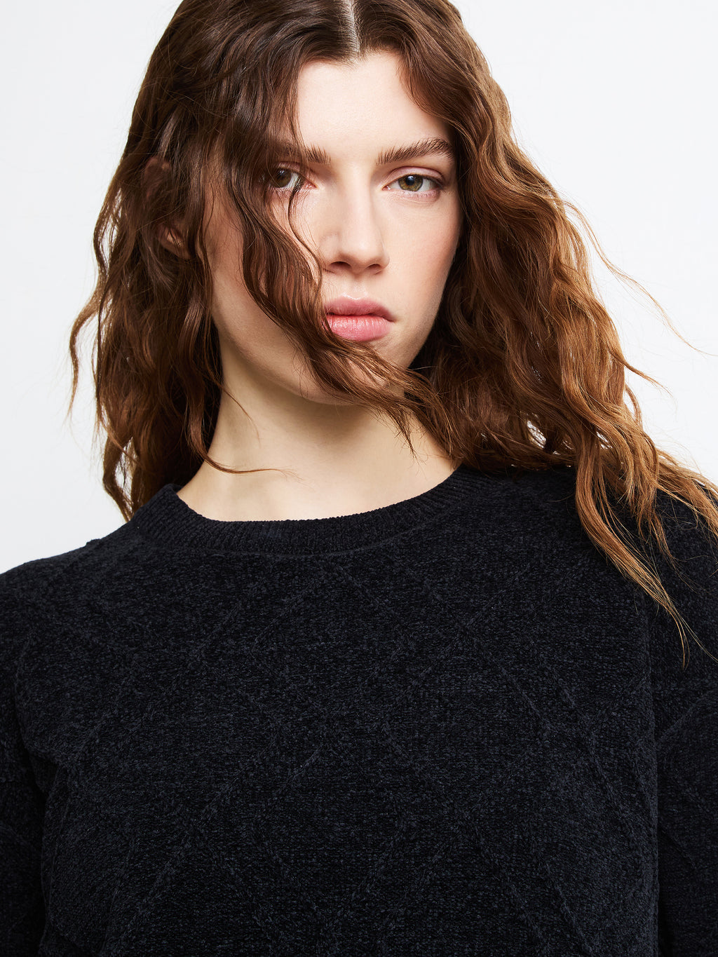 Velvet Fish Round Wom Knit