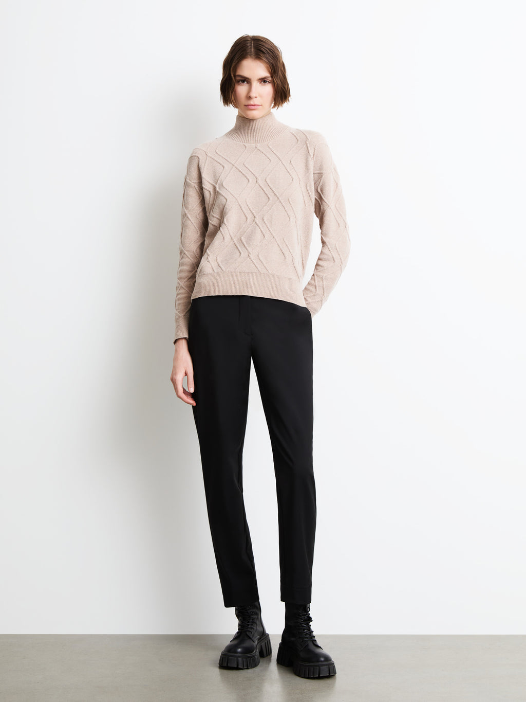 Velvet Fish Wolf Wom Knit
