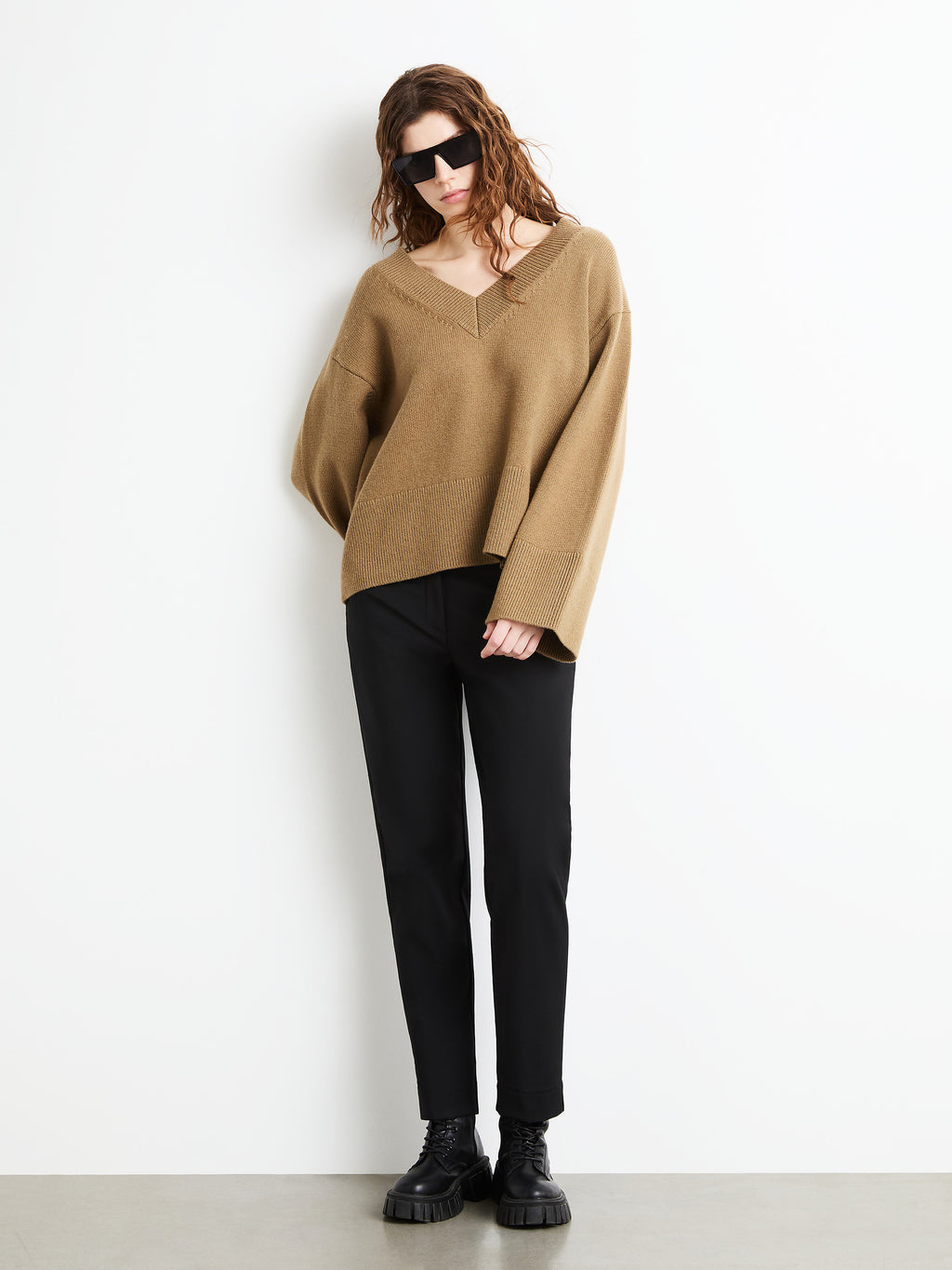 Wool Cash 5 V-Neck Wom Knit