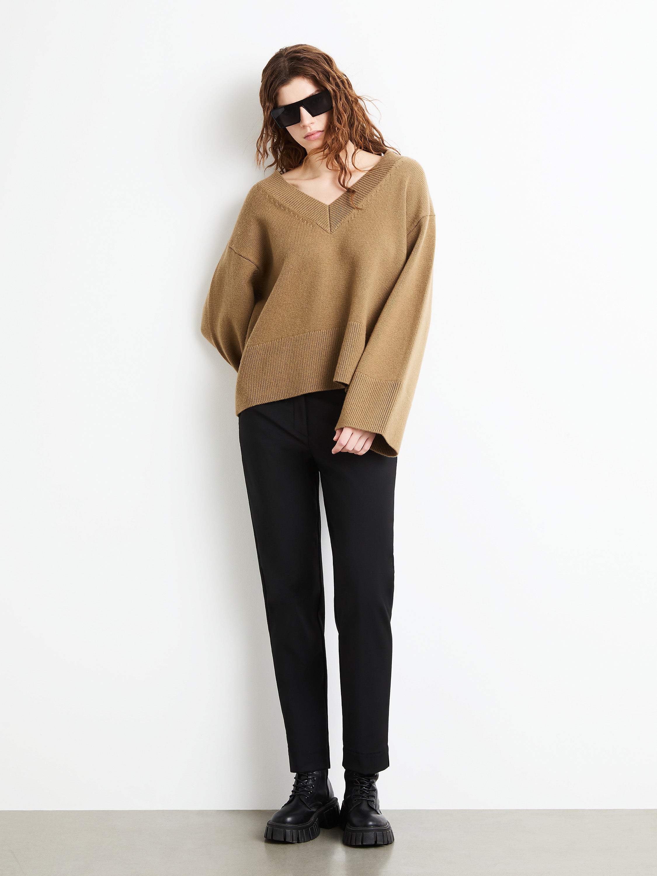 Wool Cash 5 V-Neck Wom Knit